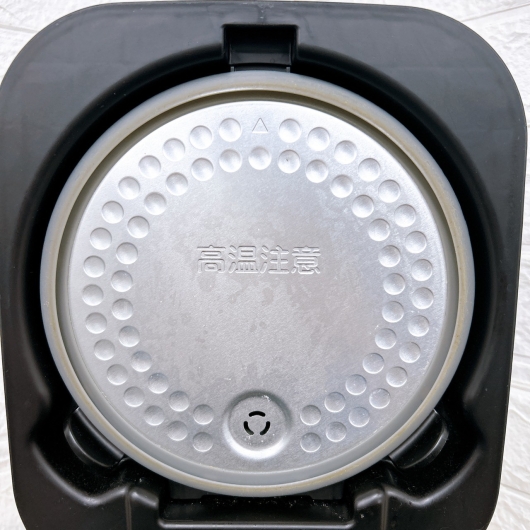 ハイアール JJ-XP2M31E 一人暮らし単身用炊飯器 3合炊き OE092316