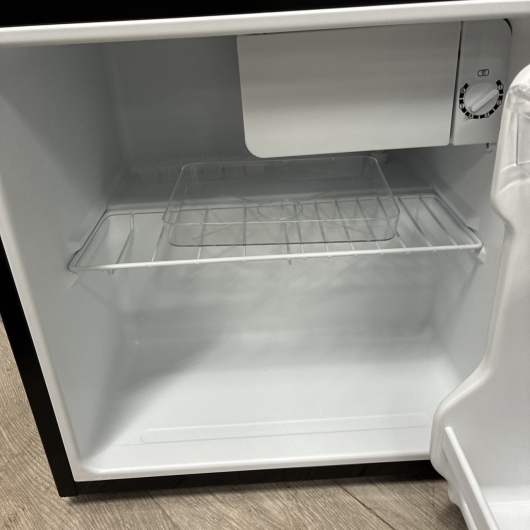 ニトリ BR2C02 BK 一人暮らし単身用冷蔵庫 45L B08021