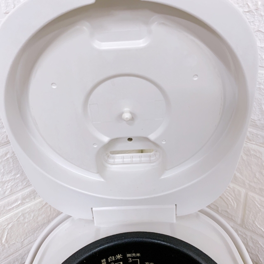 シャープ KS-CF05A 一人暮らし単身用炊飯器 3合炊き K08072