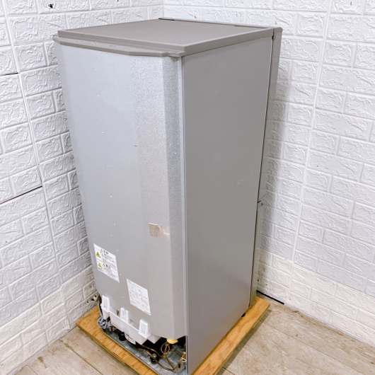 アクア AQR-13J 一人暮らし単身用冷蔵庫 126L MKT01291