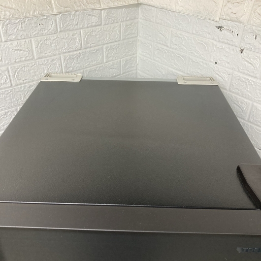 トウシバ GR-W33SC(KZ) 一人暮らし単身用冷蔵庫 326L OE11064