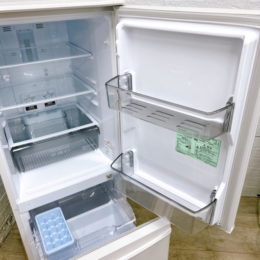 ミツビシ MR-P15F-W 一人暮らし単身用冷蔵庫 146L OE122116