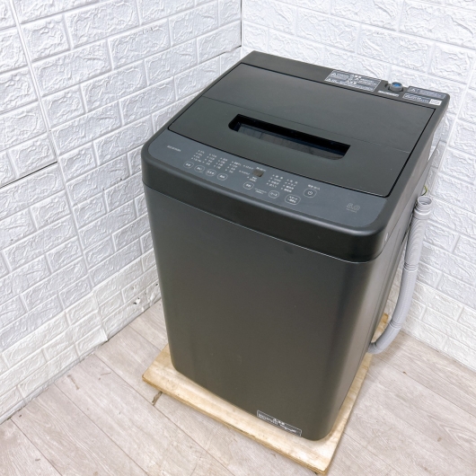 アイリスオーヤマ IAW-T504-B 一人暮らし単身用洗濯機 5.0kg B09056