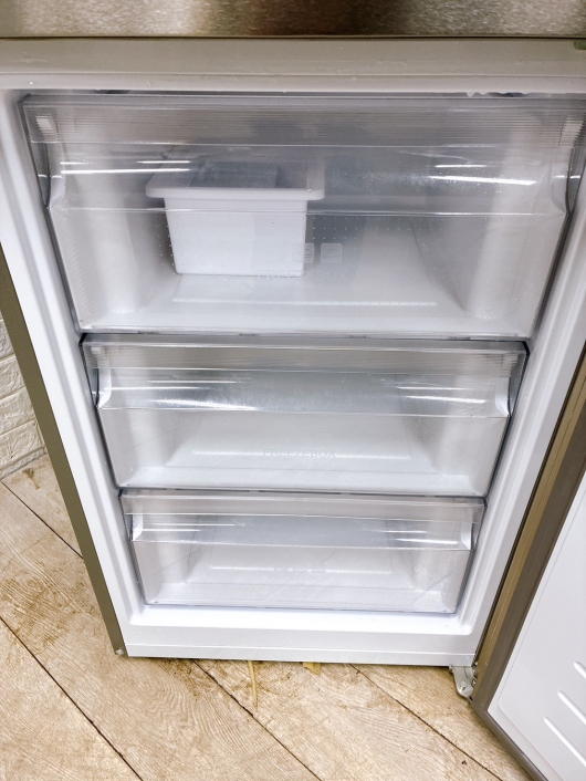 ハイアール JR-27A 一人暮らし単身用冷蔵庫 270L K01151