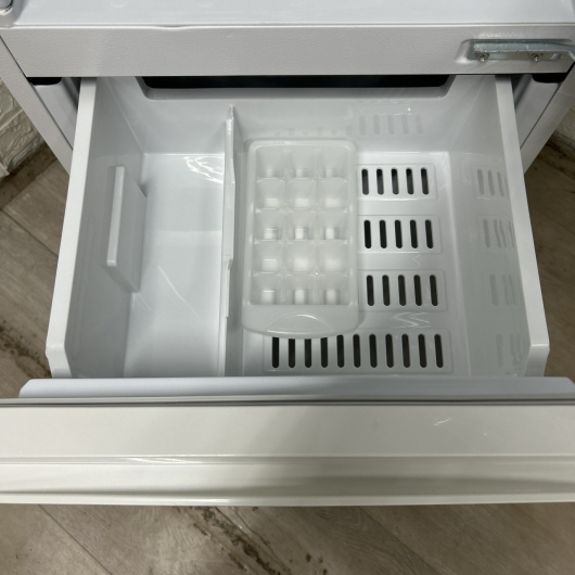 アクア AQR-E13J（W） 2020年製 126L 冷蔵庫 美品【全国発送対応】