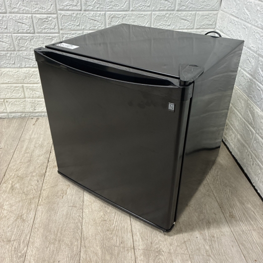 ニトリ BR2C02 BK 一人暮らし単身用冷蔵庫 45L B08021