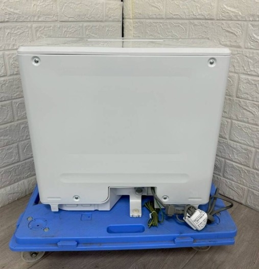 Panasonic パナソニック 電気食器洗い乾燥機 NP-TCR4-W 2021年製