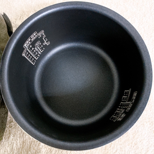 アイリスオーヤマ RC-ME50-B 一人暮らし単身用炊飯器 5.5合炊き MKT10097