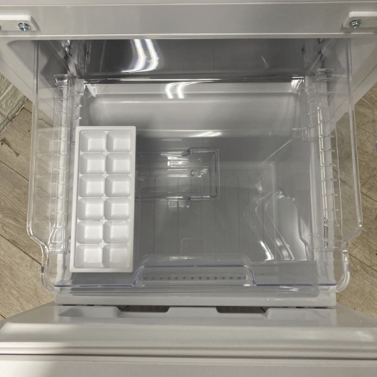 シャープ SJ-GD15P-W 一人暮らし単身用冷蔵庫 152L B11222