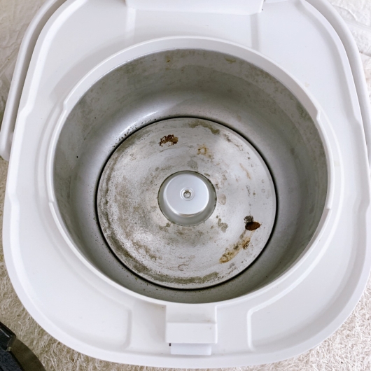 シャープ KS-CF05B-W 一人暮らし単身用炊飯器 3合炊き MKT101310