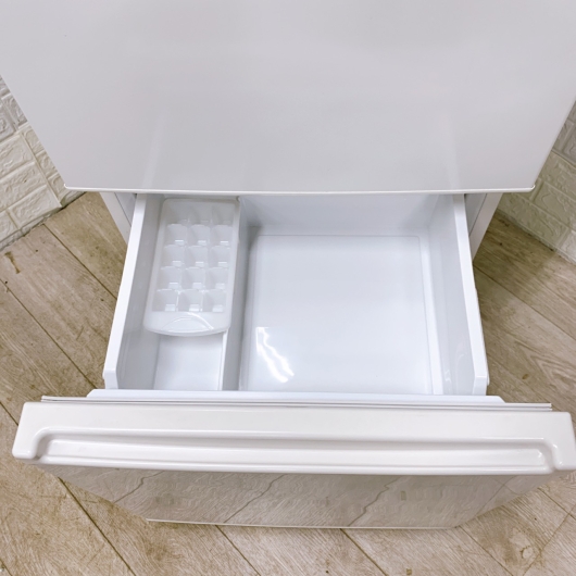 アクア AQRｰ17JBK(W) 一人暮らし単身用冷蔵庫 168L CKR11047