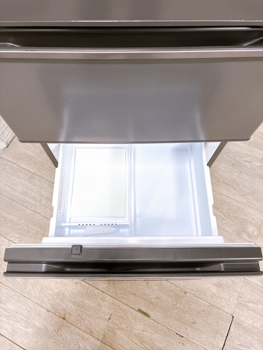 ミツビシ 三菱 MRｰCX30JｰH 一人暮らし単身用冷蔵庫 300L K11249