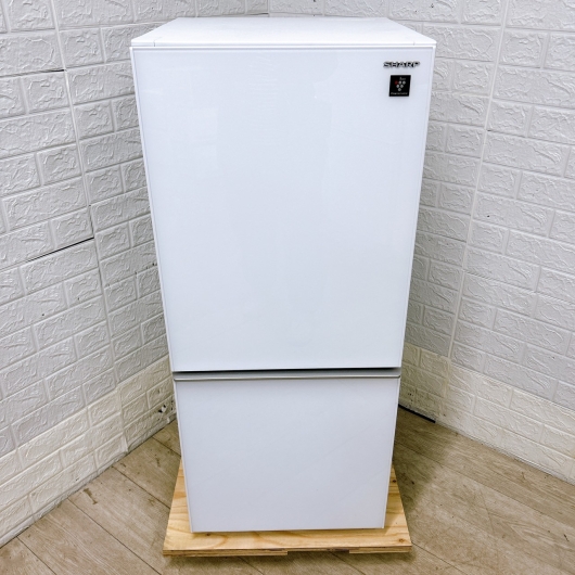 シャープ SJ-GD14F-W一人暮らし単身用冷蔵庫 137L OE12198