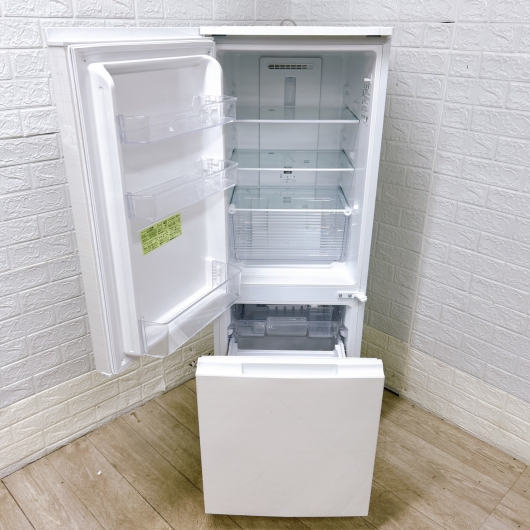 シャープ SJ-D18G-W 一人暮らし単身用冷蔵庫179L B111411