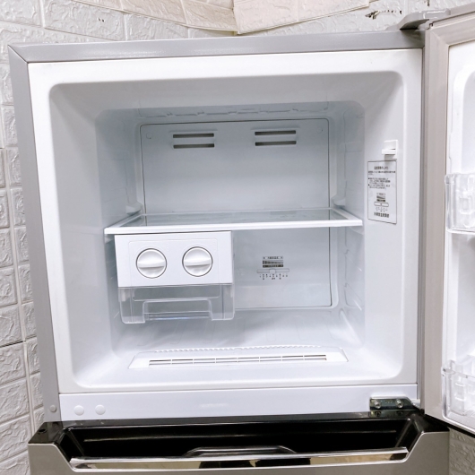 ハイセンス HR-B2301 一人暮らし単身用冷蔵庫 227L B071110