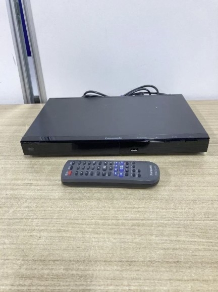 【全国発送対応】Panasonic パナソニック DVDプレーヤー DVD-S500 2020年製