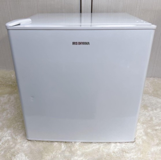 IRISOHYAMA アイリスオーヤマ 1ドア ノンフロン冷蔵庫 AF42L-W 42L 2020年製