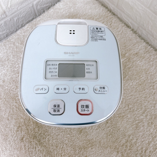 シャープ KS-C5K-W 一人暮らし 炊飯器 ３合炊き MKT10101