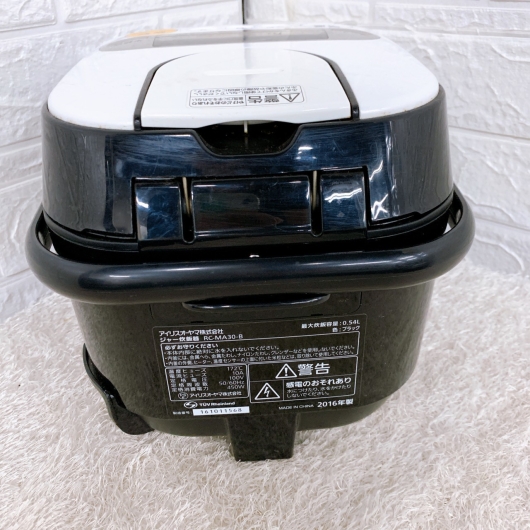 アイリスオーヤマ RC-MA30-B 一人暮らし単身用炊飯器 3合炊き B09203