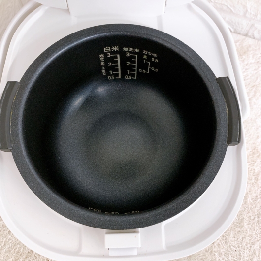 シャープ KS-CF05B-W 一人暮らし単身用炊飯器 3合炊き MKT101310