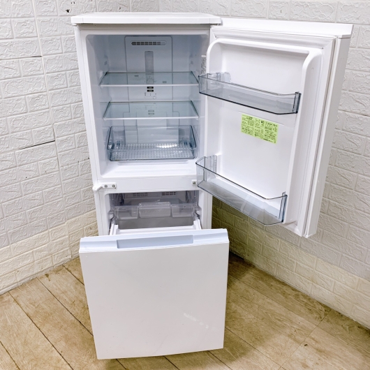 シャープ SJ-15E9-W 一人暮らし単身用冷蔵庫 152L OE01209