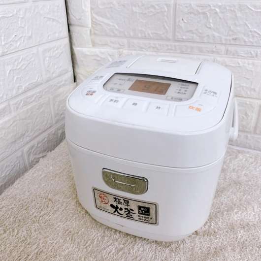 アイリスオーヤマ KS-RC21M05-W 一人暮らし単身用炊飯器 3合炊き MKT09091