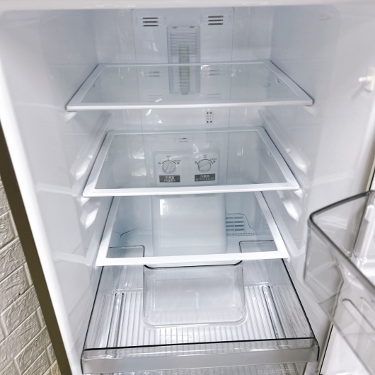 ミツビシ MR-P15H-H 一人暮らし単身用冷蔵庫 146L B011315