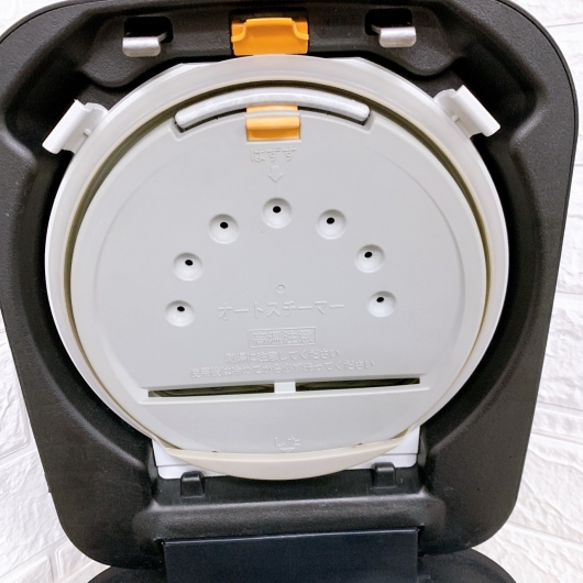 ヒタチ RZ-V100EM 一人暮らし単身用炊飯器 5.5合炊き CK092419