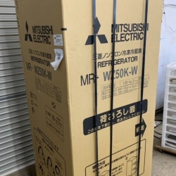 【新品未使用品】MITSUBISHI 三菱 ミツビシ 495L 6ドア冷蔵庫 MR-WZ50K-W 2024年製