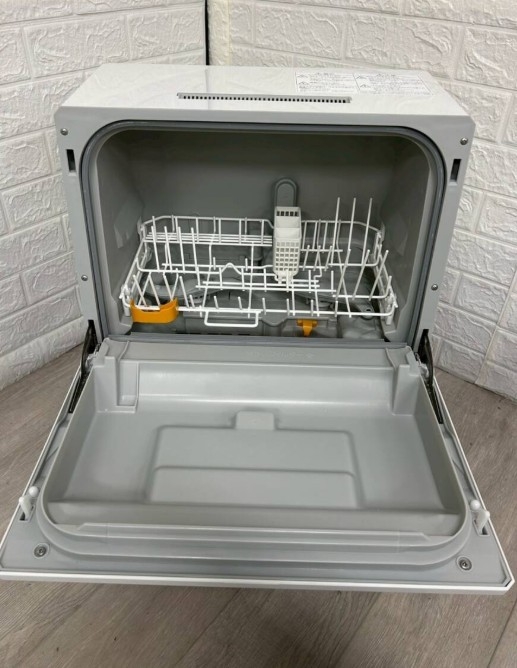 Panasonic パナソニック 電気食器洗い乾燥機 NP-TCR4-W 2021年製