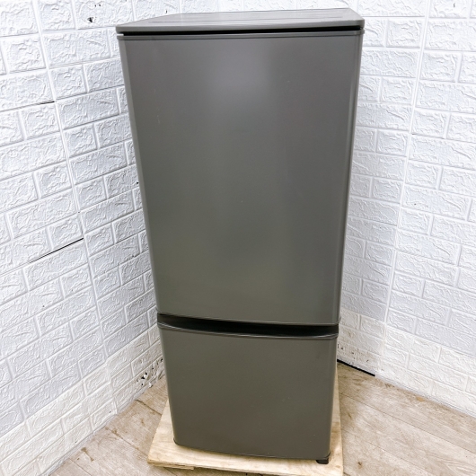 ミツビシ MR-P15H-H 一人暮らし単身用冷蔵庫 146L B011315