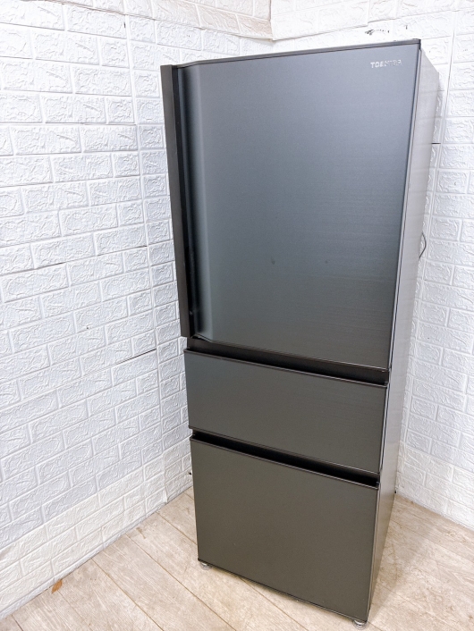トウシバ GR-U33SC (KZ) 一人暮らし単身用冷蔵庫 326L B01044