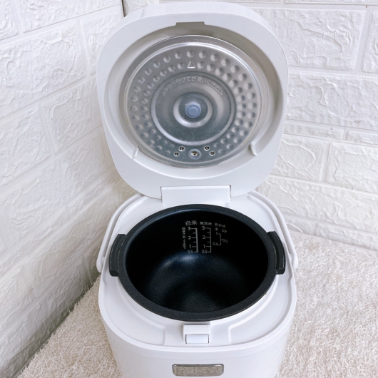 シャープ KS-CF05B-W 一人暮らし単身用炊飯器 3合炊き MKT101310