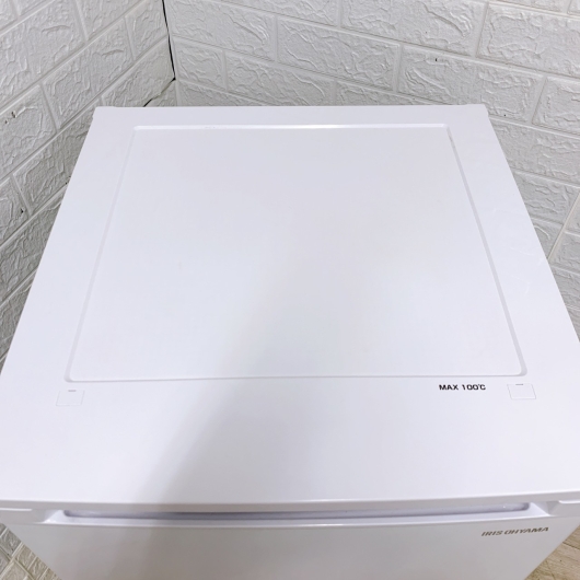 アイリスオーヤマ USD-68-W 一人暮らし単身用冷凍庫 60L TO10420