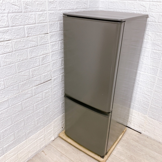 ミツビシ 三菱 MR-P15G-H 一人暮らし単身用冷蔵庫 146L OE11097