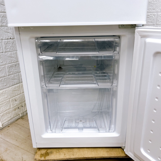 アイリスオーヤマ 142L 冷蔵庫 一人暮らし単身用 B08093