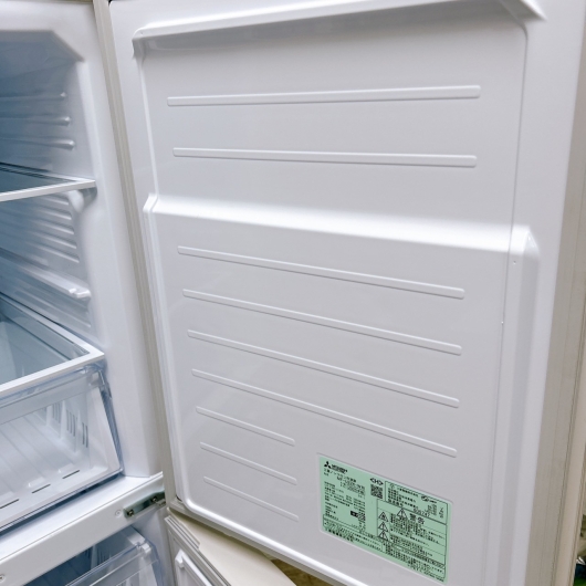 ミツビシ MF-U22K-W 一人暮らし単身用冷凍庫 218L OE01102