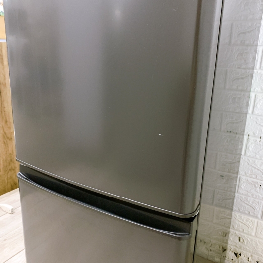 ミツビシ 三菱 MR-P15G-H 一人暮らし単身用冷蔵庫 146L OE11097