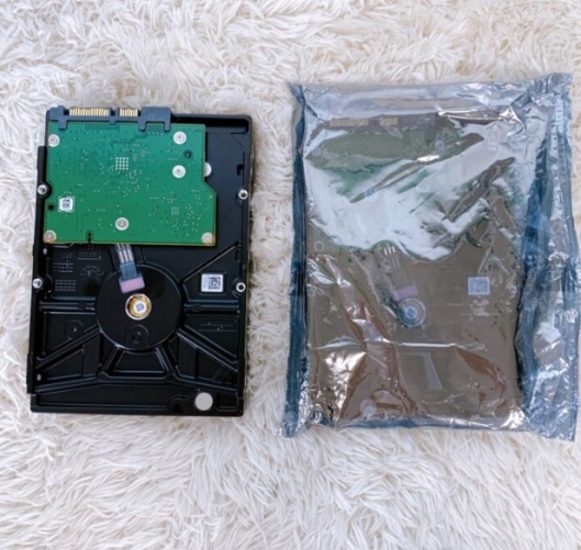 Seagate シーゲート BARRACUDA ST3000DM001 3TB 3.5インチ ハードディスク HDD