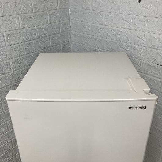 アイリスオーヤマ IRSE-16A-CW 2023年製 162L 冷蔵庫 美品【全国発送対応】