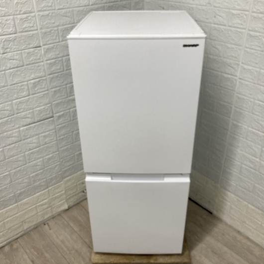 シャープ SJ-D15J-W 一人暮らし単身用冷蔵庫 152L OE10311