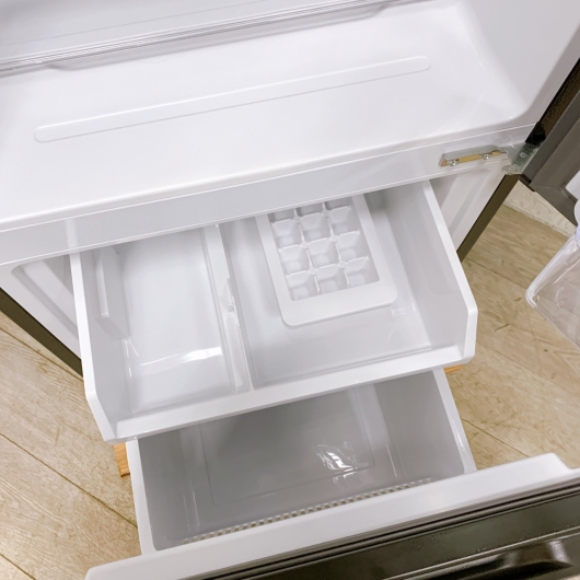 アクア AQR-14P(DS) 一人暮らし単身用冷蔵庫 135L B12299