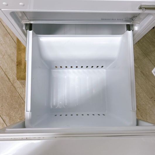 ヤマダ YRZ-F15G1 一人暮らし単身用冷蔵庫156L OE11181