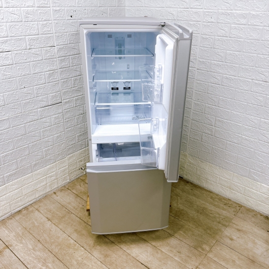 ミツビシ MR-P15E-S 一人暮らし単身用冷蔵庫 146L BO1225