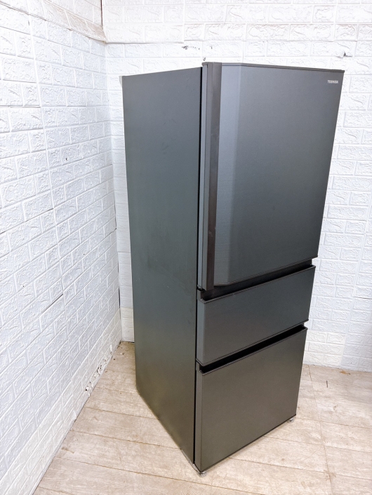 トウシバ GR-U33SC (KZ) 一人暮らし単身用冷蔵庫 326L B01044