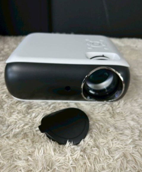 LED PROJECTOR H1 プロジェクター プロジェクションスクリーン