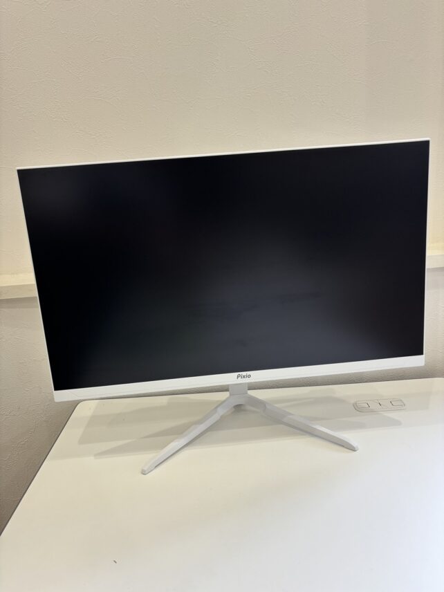 Pixio PX248 Wave White ゲーミングモニター PX248WAVEW 入荷しました