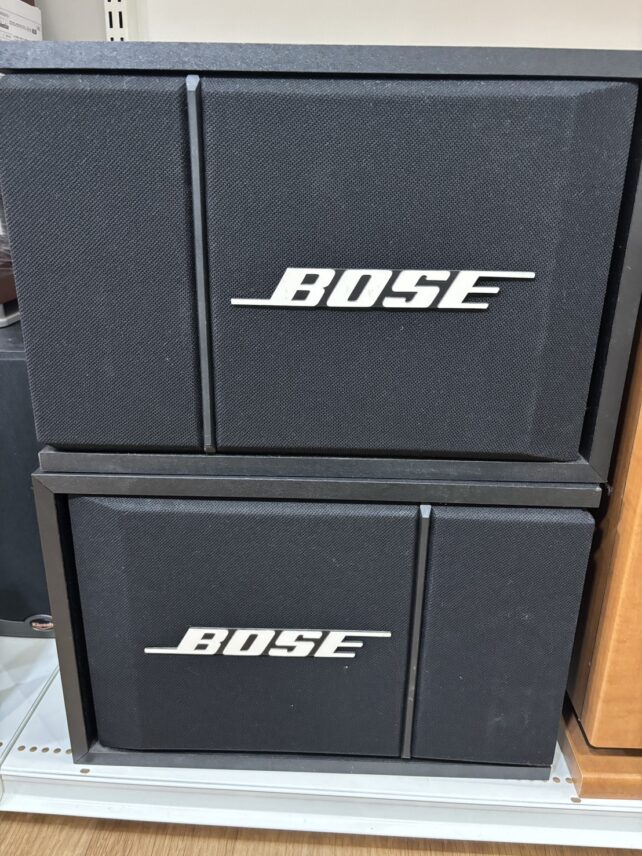 BOSE 201 AUDIO/VIDEO MONITOR スピーカー 2台セットが入荷しました